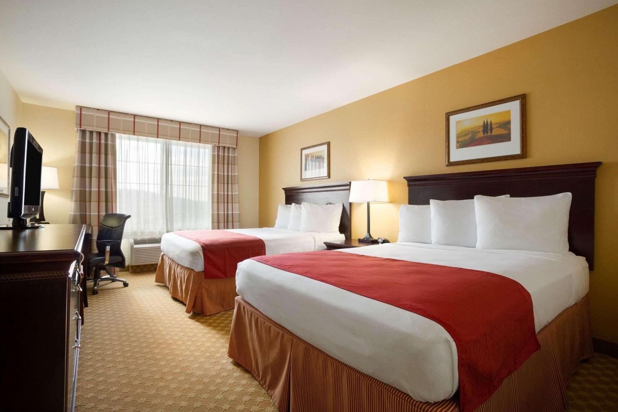 Country Inn & Suites By Radisson, Washington At Meadowlands, Pa Екстериор снимка