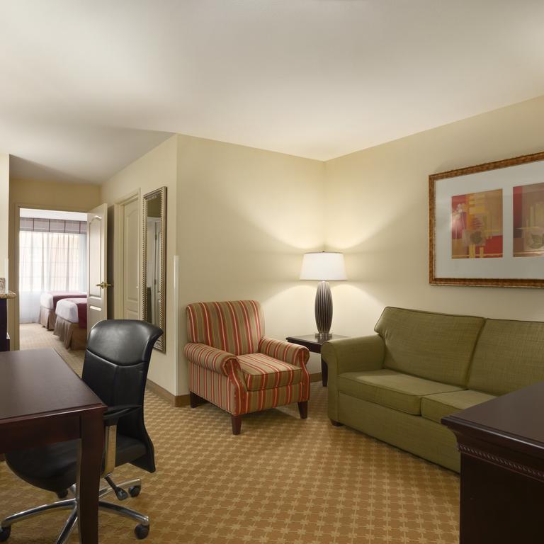 Country Inn & Suites By Radisson, Washington At Meadowlands, Pa Екстериор снимка